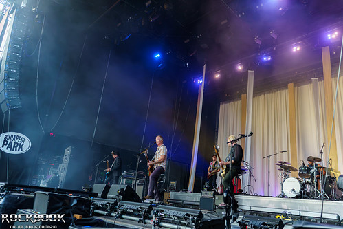 Queens Of The Stone Age