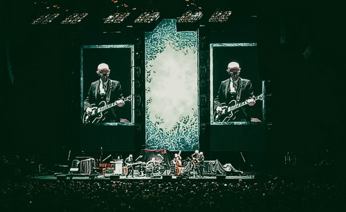 Andy Fairweather Low