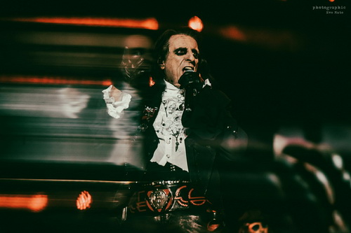 Hollywood Vampires