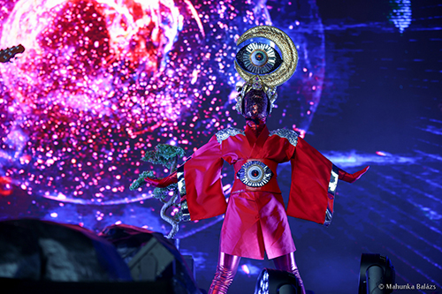 EmpireOfTheSun_4268_zf.jpg